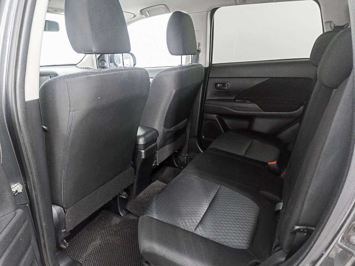 Mitsubishi Outlander, 2014 Фото №12