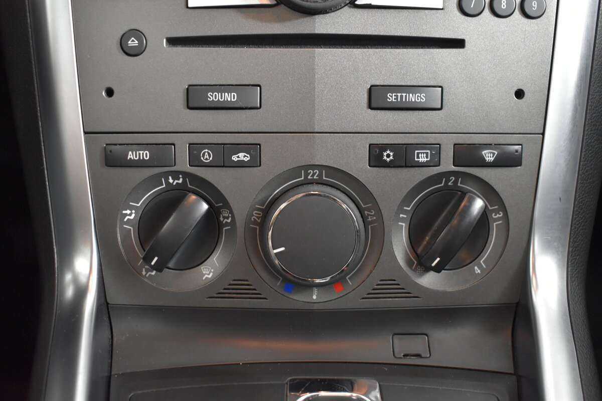 Opel Antara, 2013 Фото №15