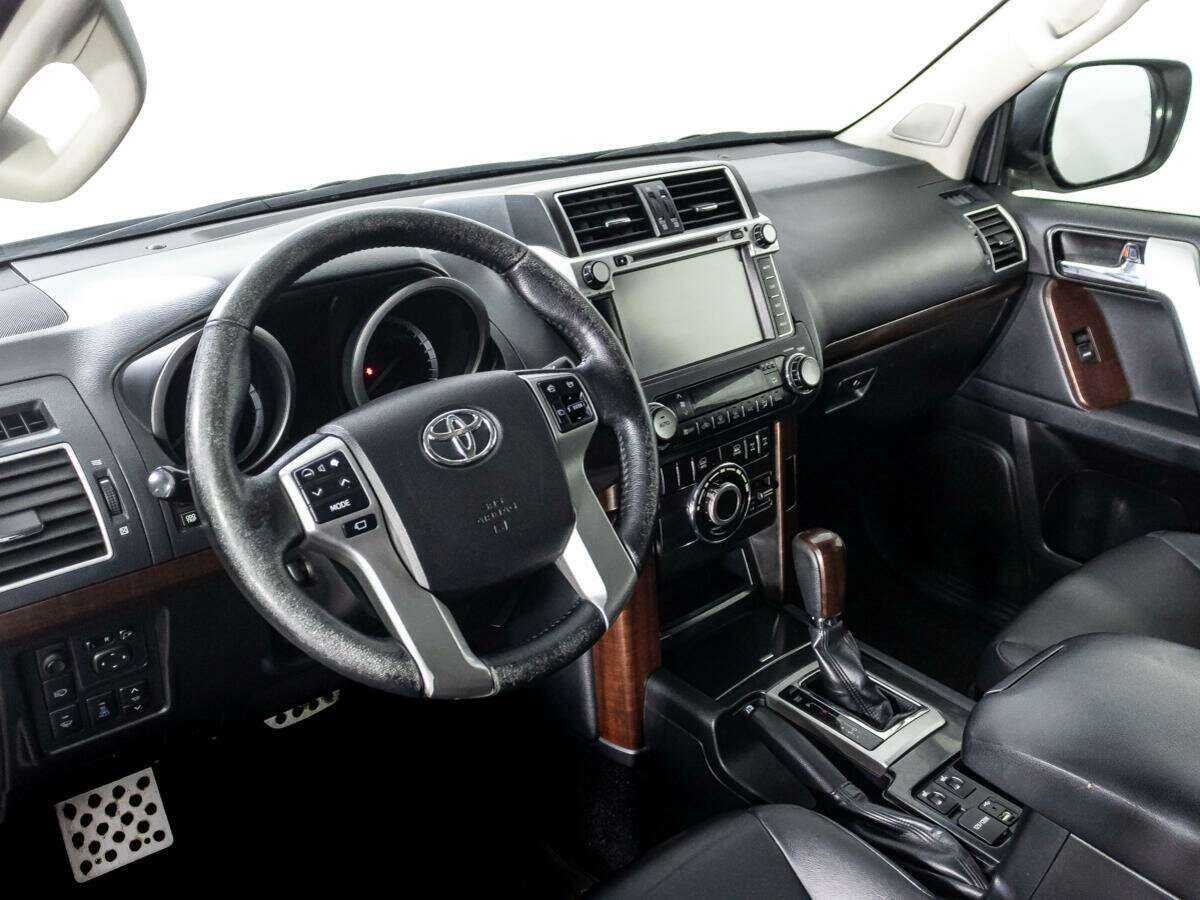 Toyota Land Cruiser Prado, 2015 Фото №11