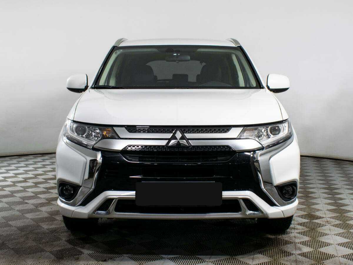 Mitsubishi Outlander, 2022 - 14 500 км. | Фото №2
