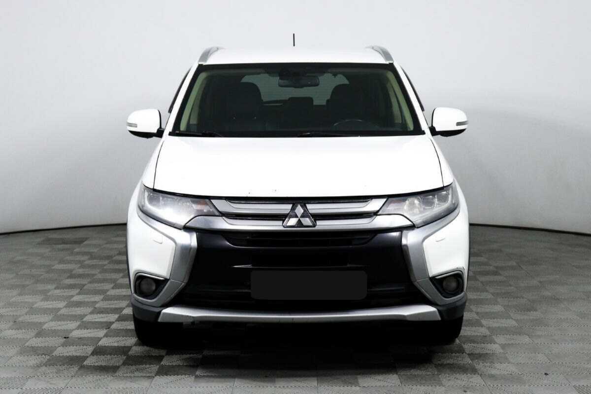 Mitsubishi Outlander, 2016 - 129 680 км. | Фото №2