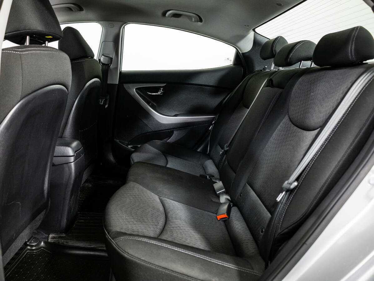 Hyundai Elantra, 2013 Фото №10