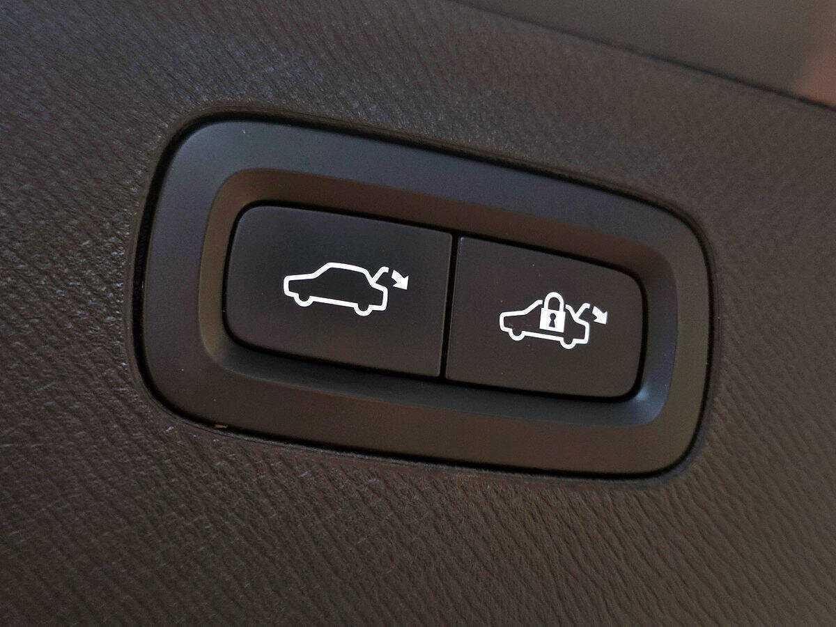 Volvo XC90, 2020 Фото №9