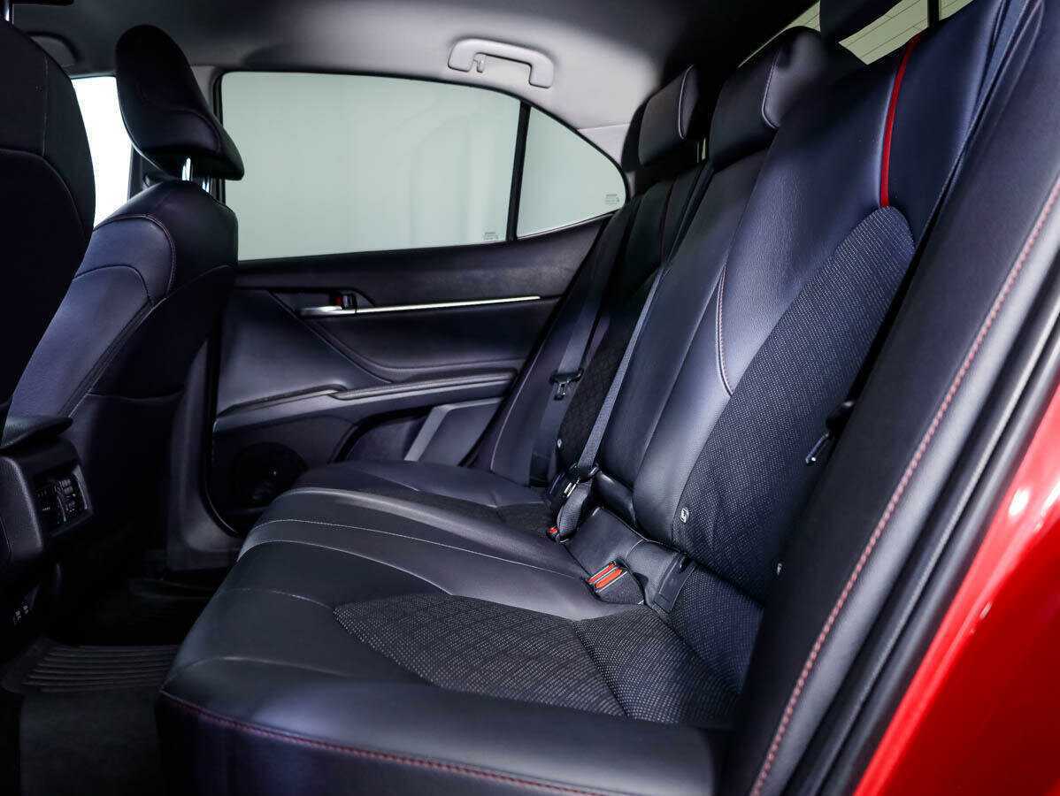 Toyota Camry, 2021 Фото №13