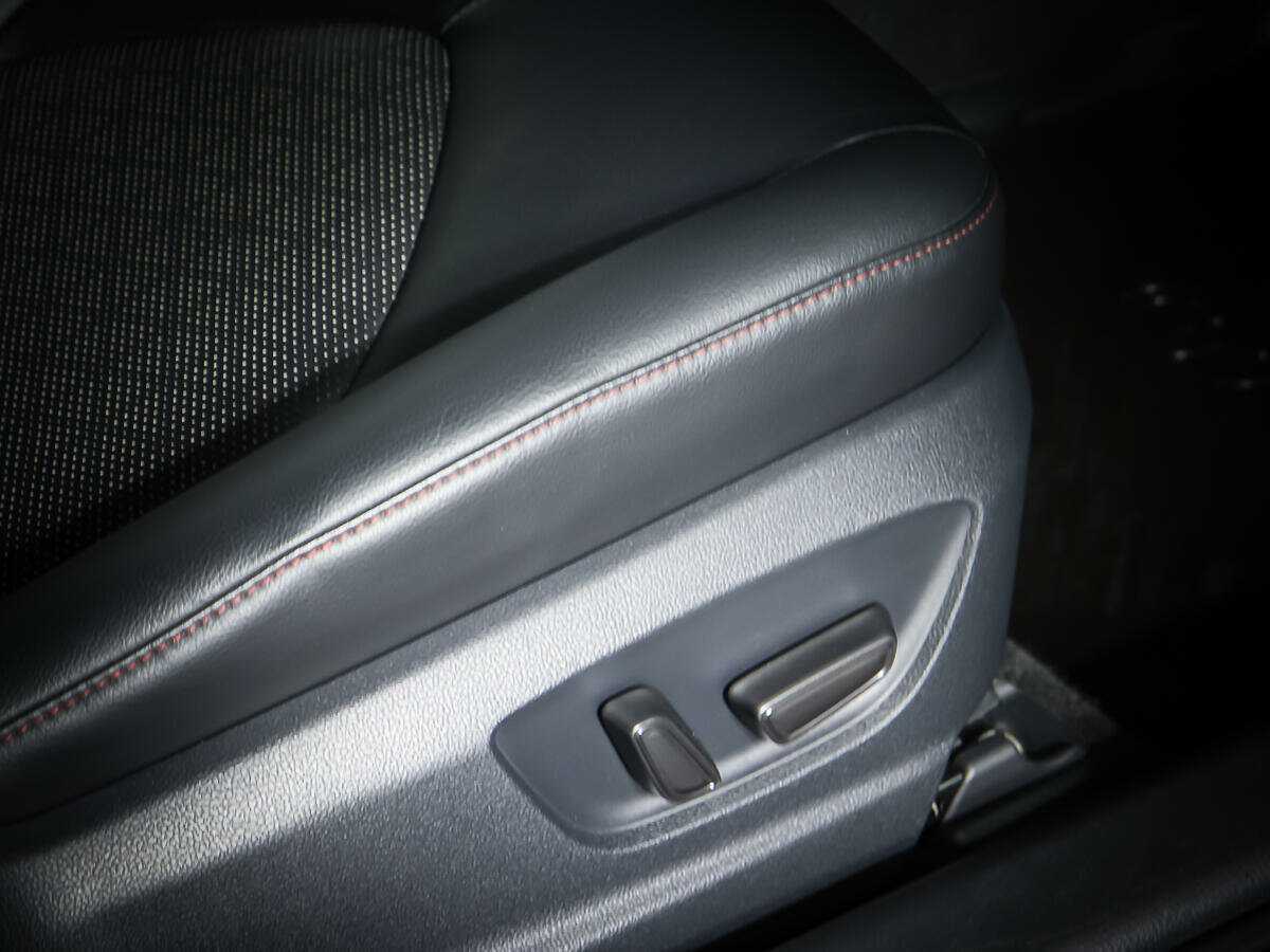 Toyota Camry, 2020 Фото №16