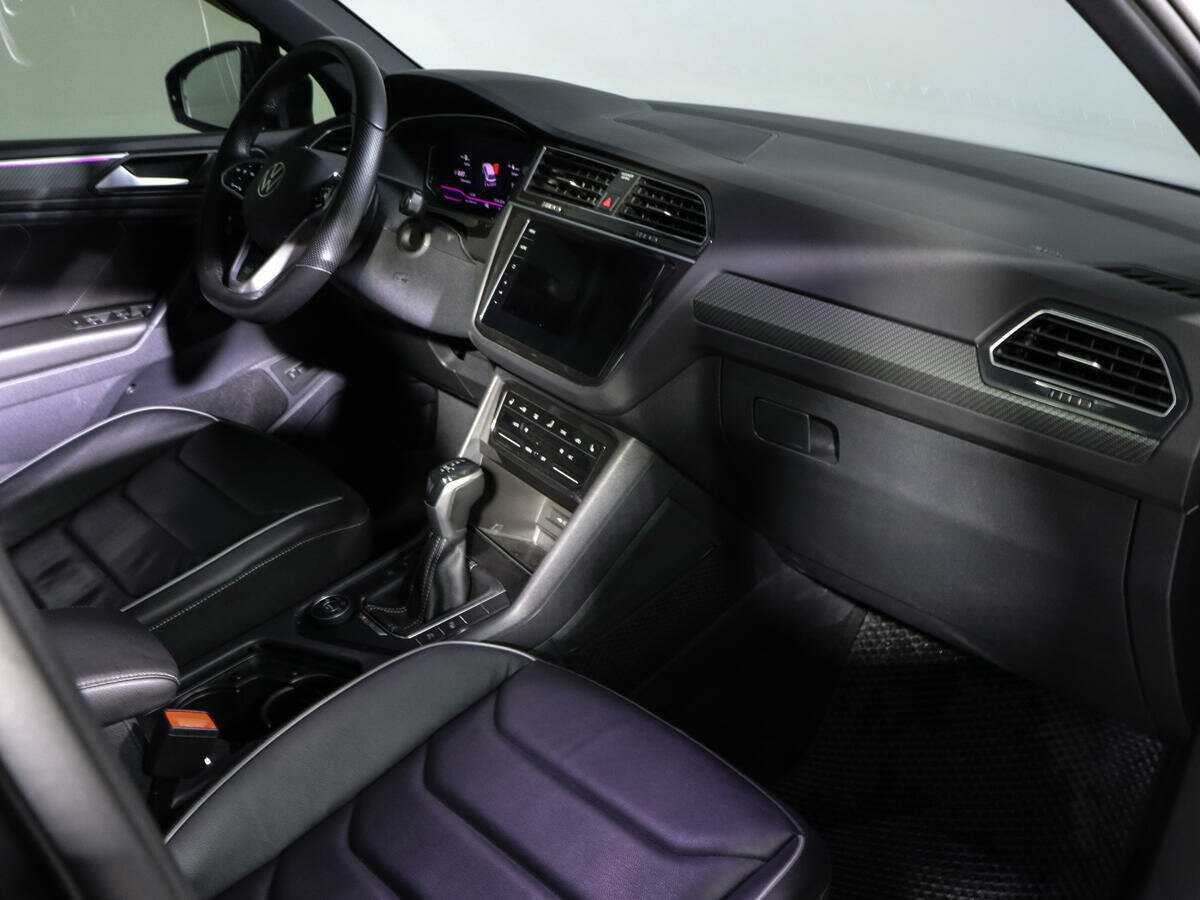 Volkswagen Tiguan, 2021 - 40 995 км. | Фото №7