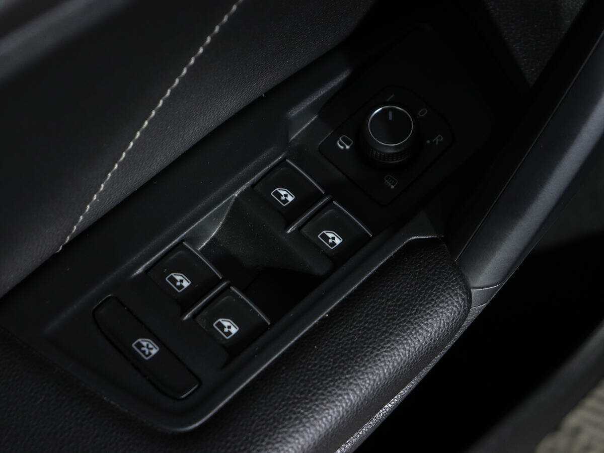 Volkswagen Tiguan, 2021 Фото №20