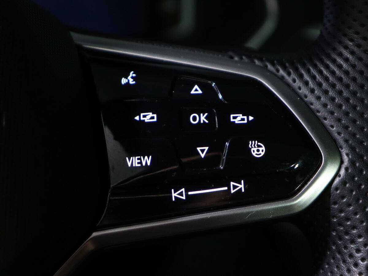 Volkswagen Tiguan, 2021 Фото №23