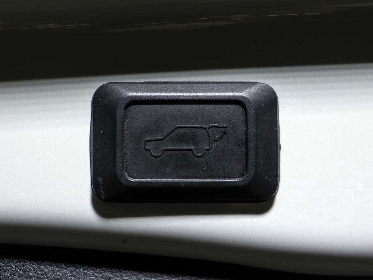 Toyota RAV4, 2020 Фото №15