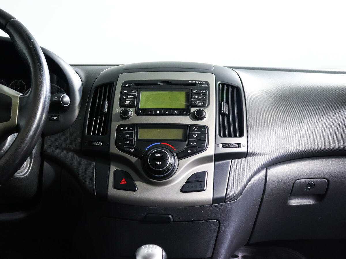 Hyundai i30, 2009 Фото №13