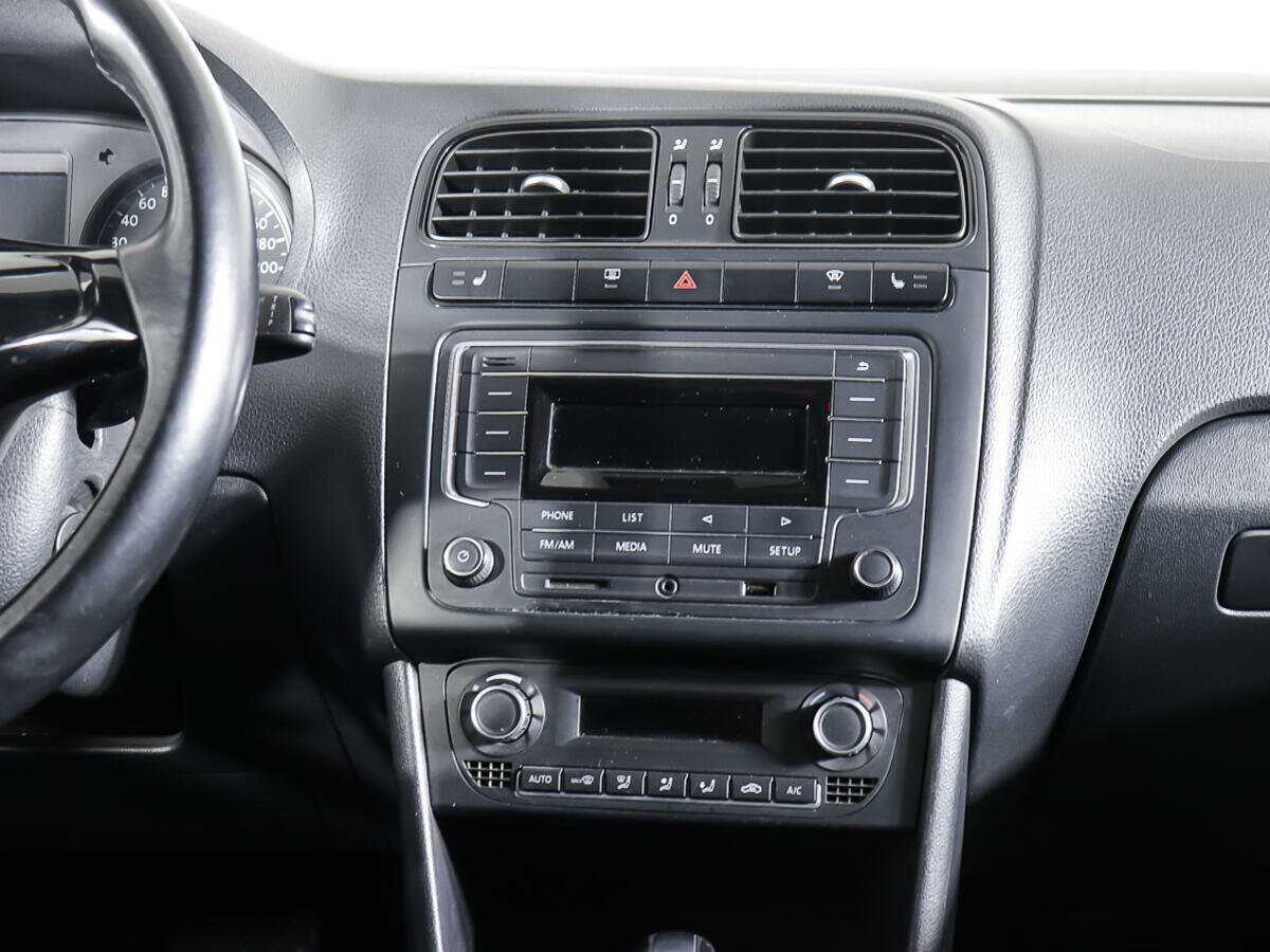 Volkswagen Polo, 2017 Фото №11