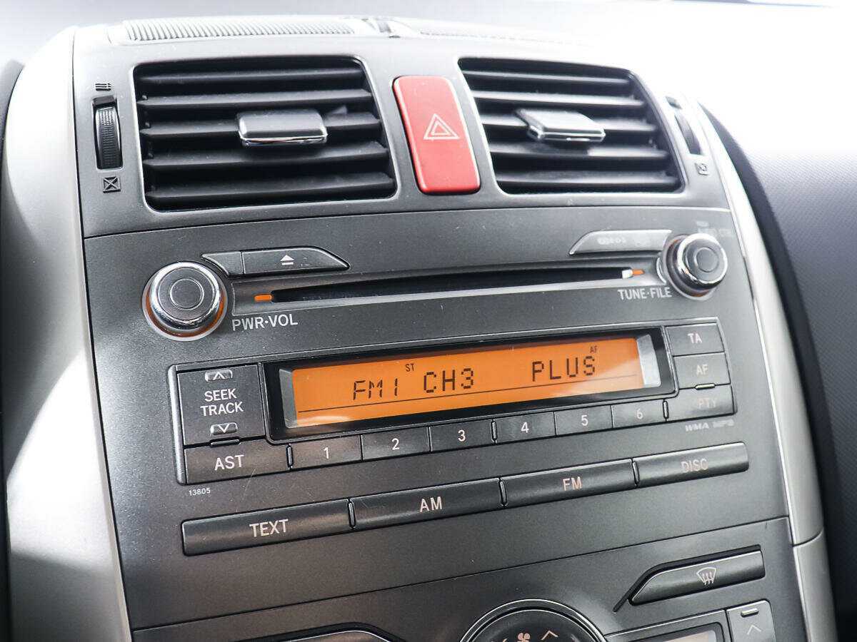 Toyota Auris, 2007 Фото №16