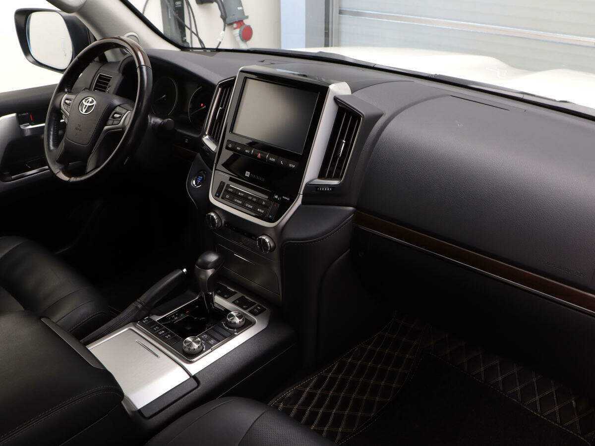 Toyota Land Cruiser, 2019 - 184 500 км. | Фото №7