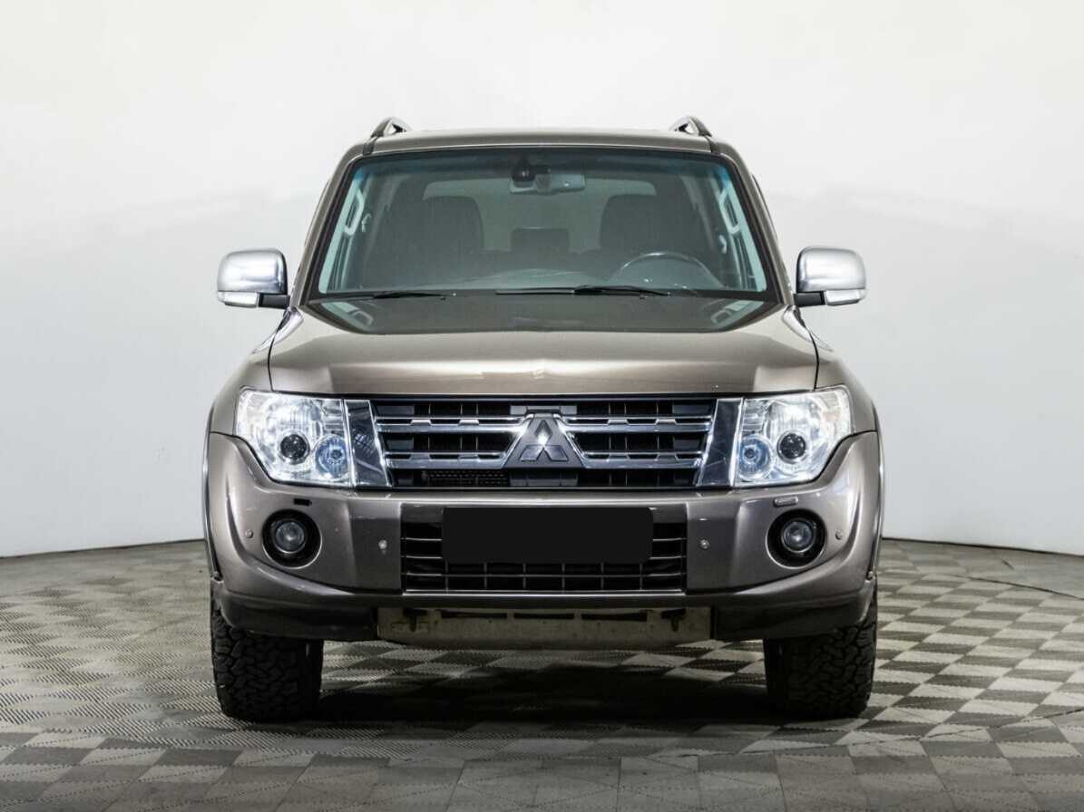 Mitsubishi Pajero, 2011 - 179 760 км. | Фото №2