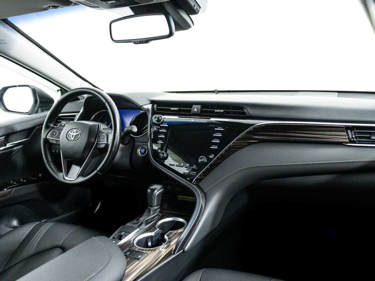 Toyota Camry, 2020 Фото №9