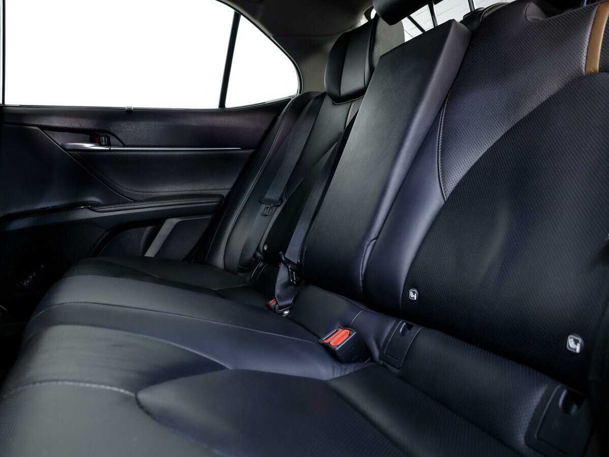 Toyota Camry, 2019 Фото №15