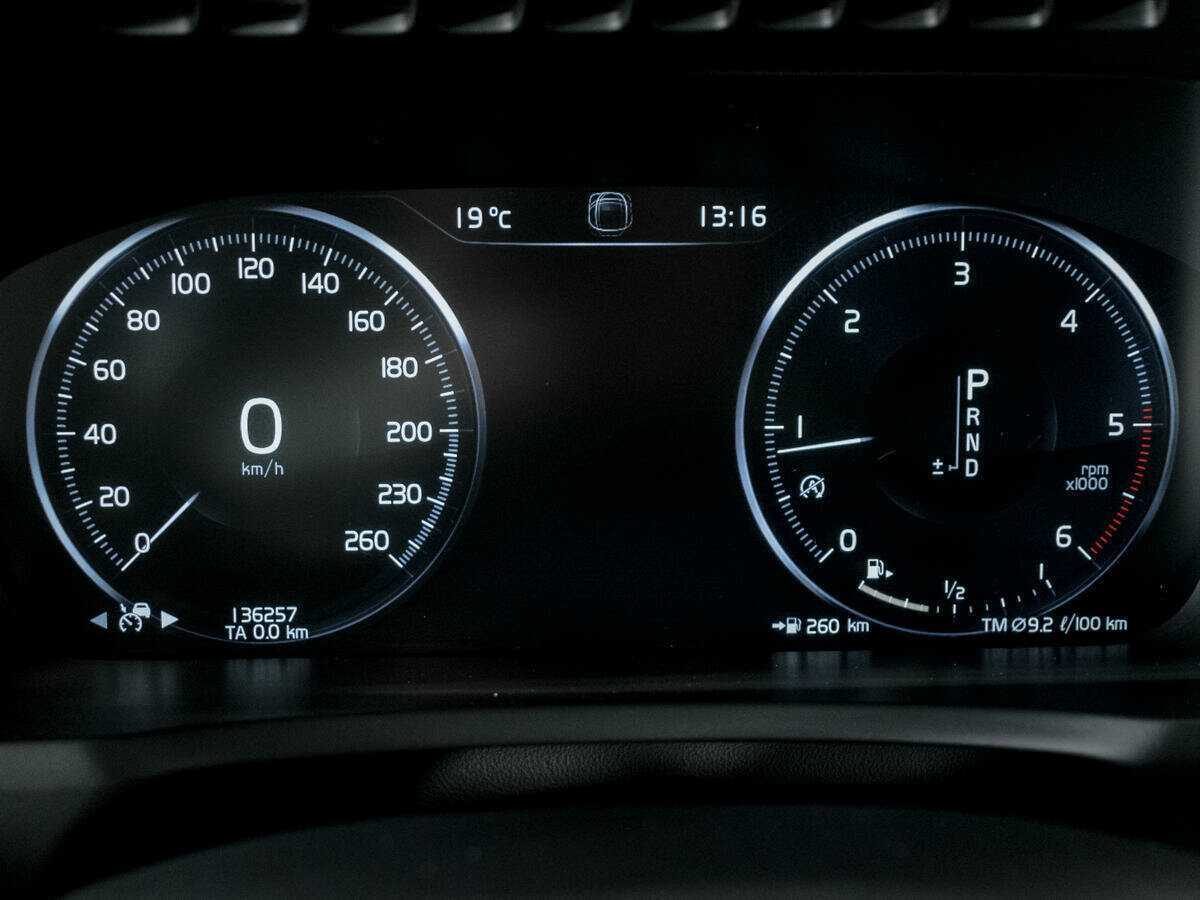 Volvo XC90, 2016 Фото №11