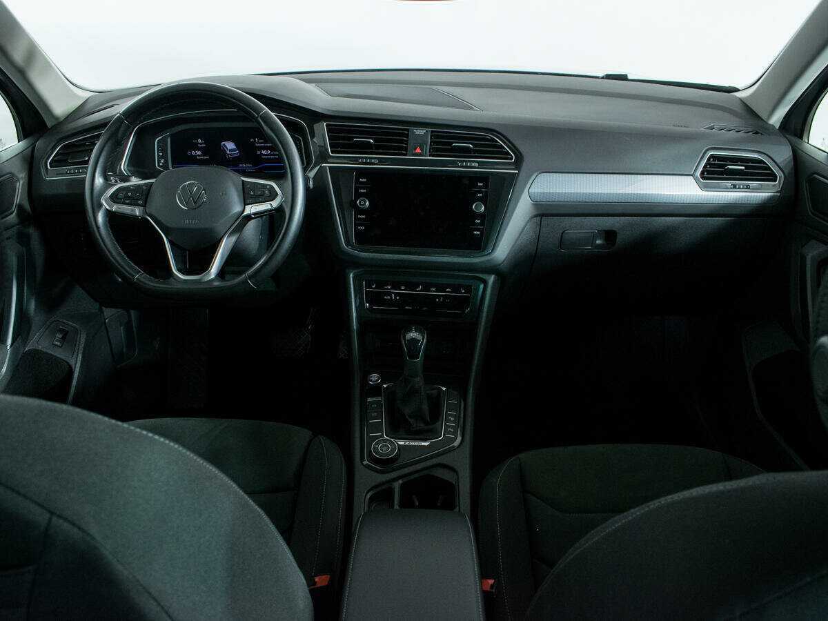 Volkswagen Tiguan, 2021 Фото №11