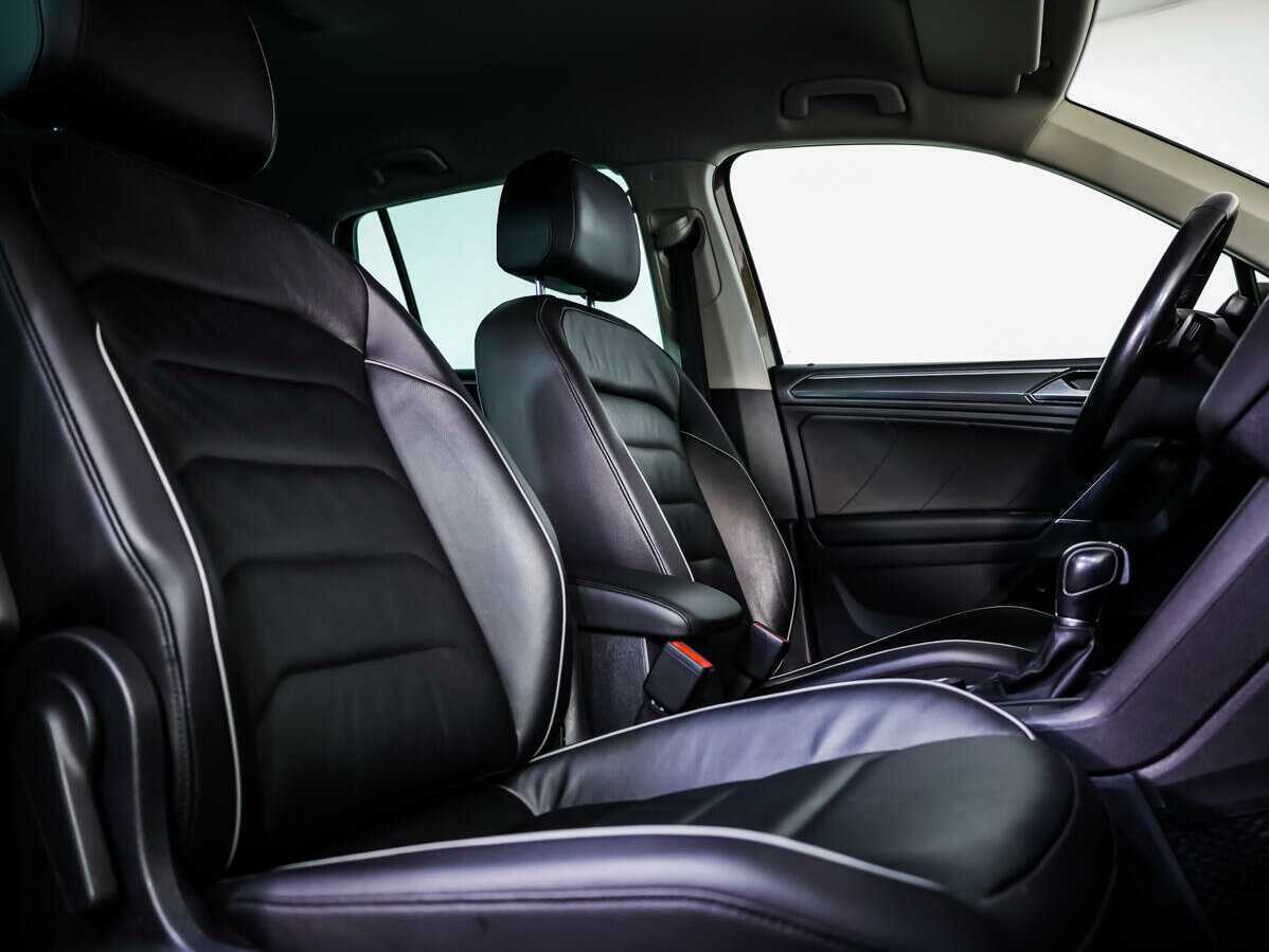 Volkswagen Tiguan, 2018 Фото №11