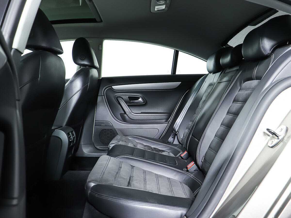 Volkswagen Passat CC, 2011 Фото №10