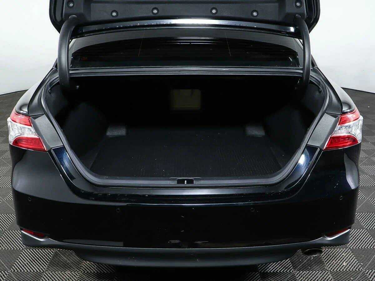 Toyota Camry, 2021 Фото №17