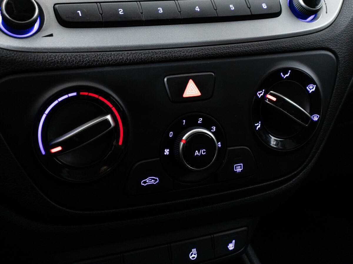 Hyundai Solaris, 2017 Фото №15