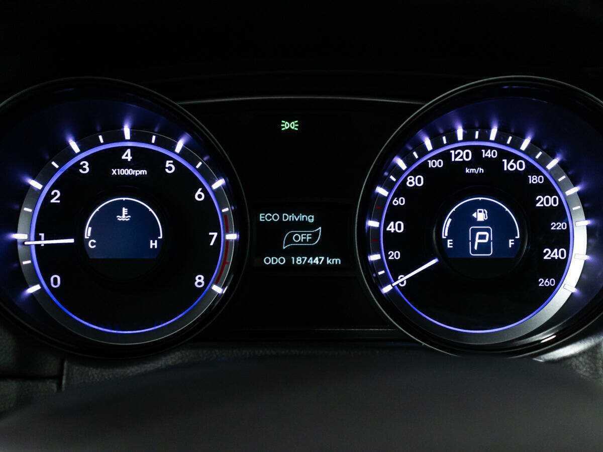 Hyundai Sonata, 2011 Фото №12