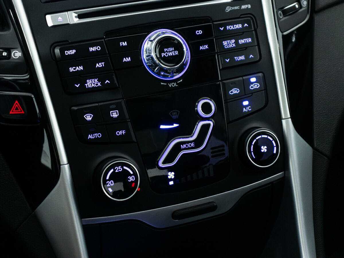 Hyundai Sonata, 2011 Фото №18