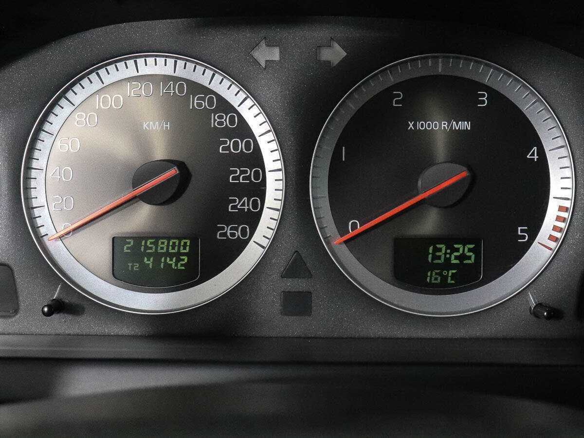 Volvo XC90, 2011 Фото №9