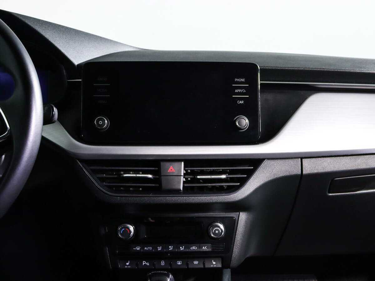 Skoda Rapid, 2022 Фото №11