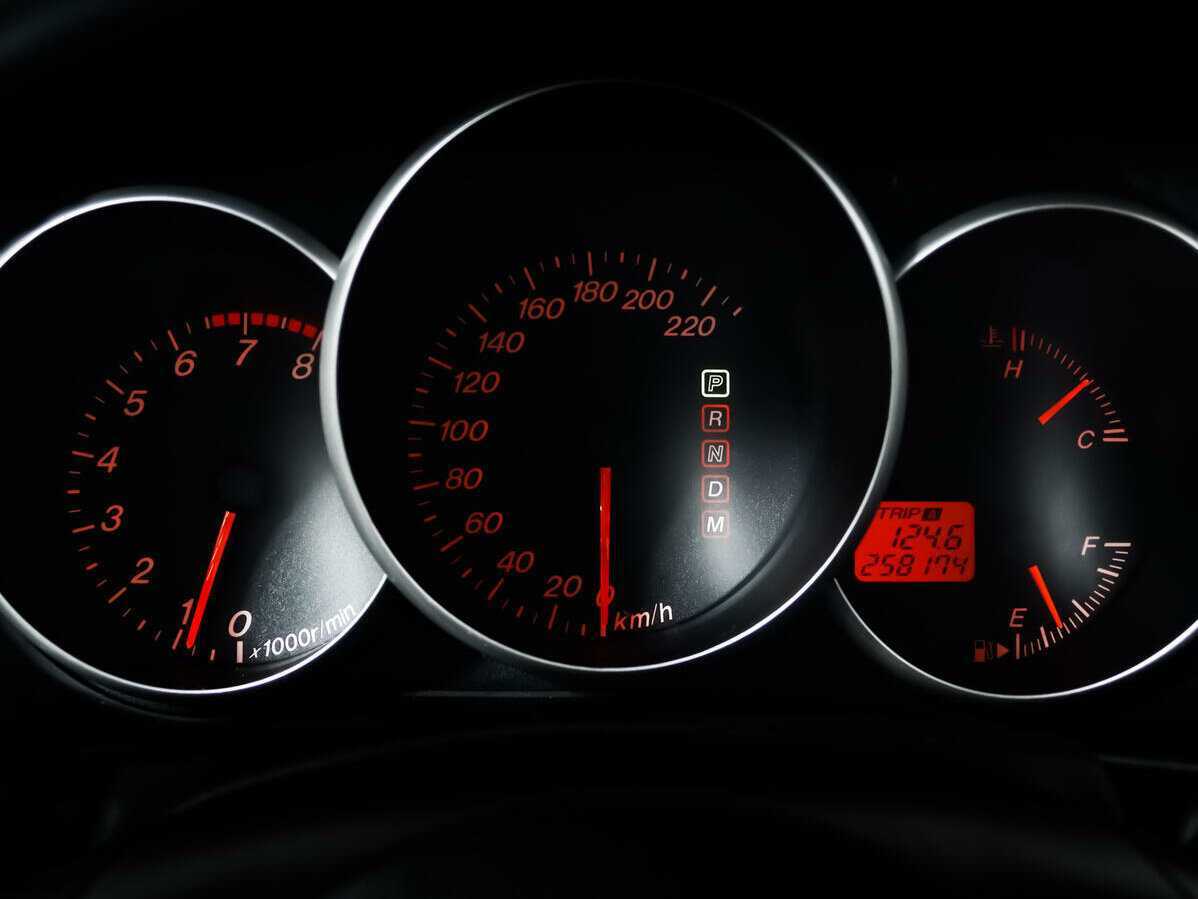 Mazda 3, 2005 Фото №8