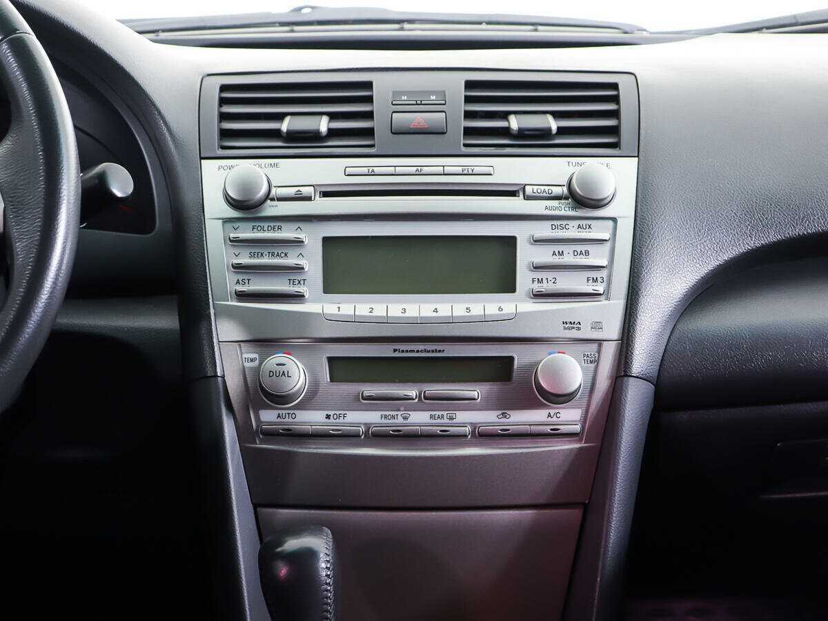 Toyota Camry, 2010 Фото №12