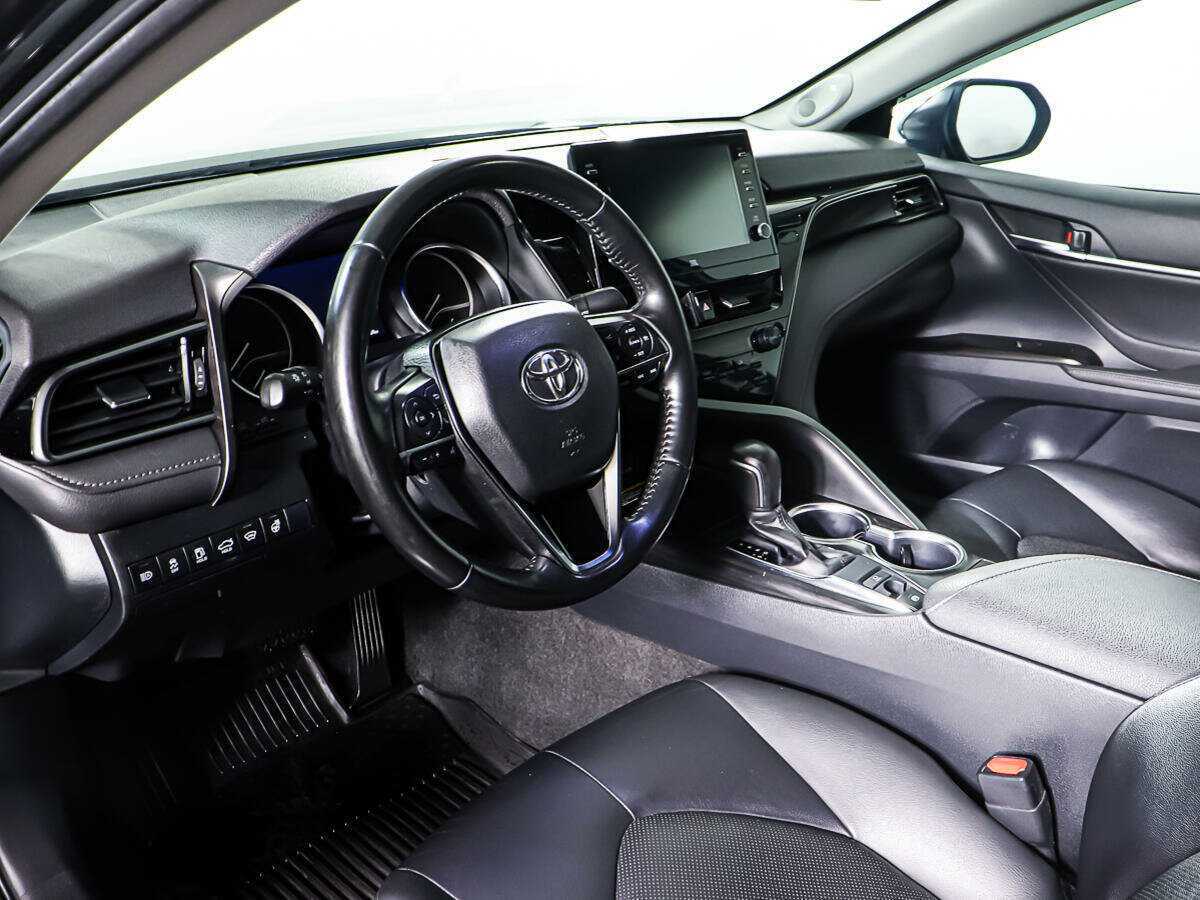 Toyota Camry, 2021 Фото №13