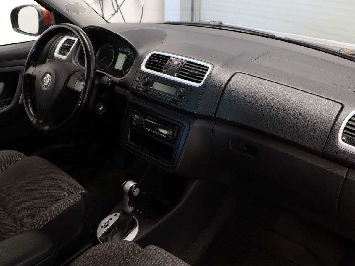 Skoda Fabia, 2009 - 157 085 км. | Фото №7