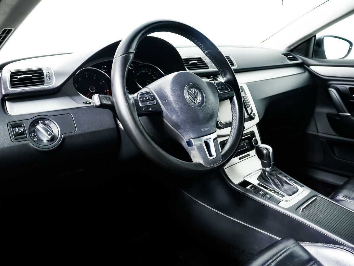 Volkswagen Passat CC, 2011 Фото №12