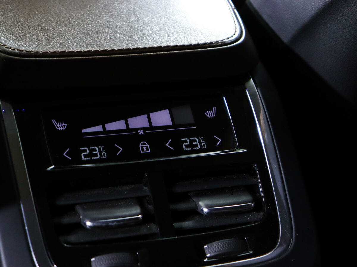 Volvo XC90, 2017 Фото №15