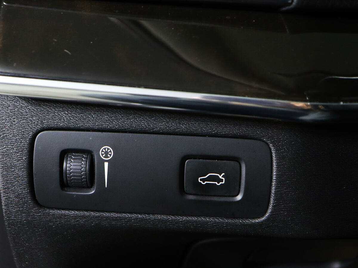 Volvo XC90, 2017 Фото №18