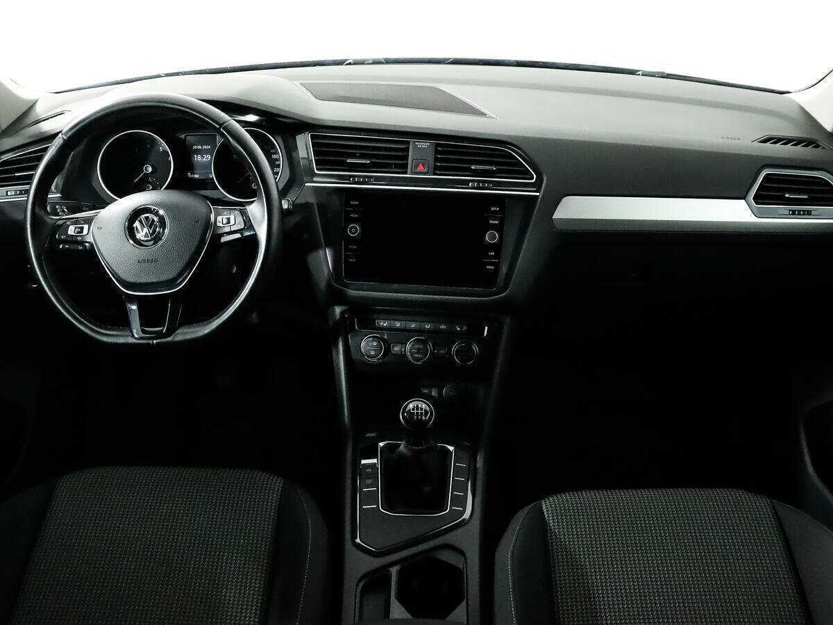 Volkswagen Tiguan, 2020 Фото №9