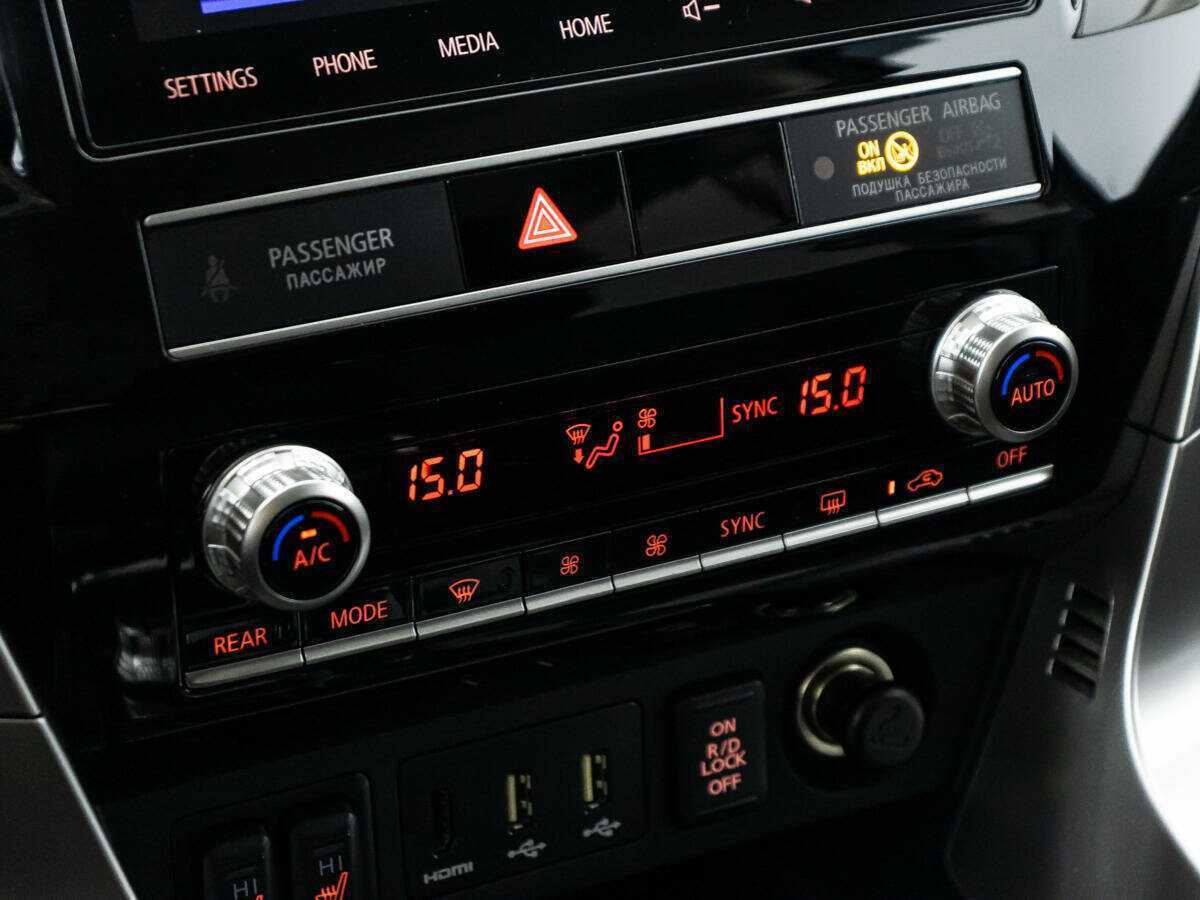 Mitsubishi Pajero Sport, 2022 Фото №15