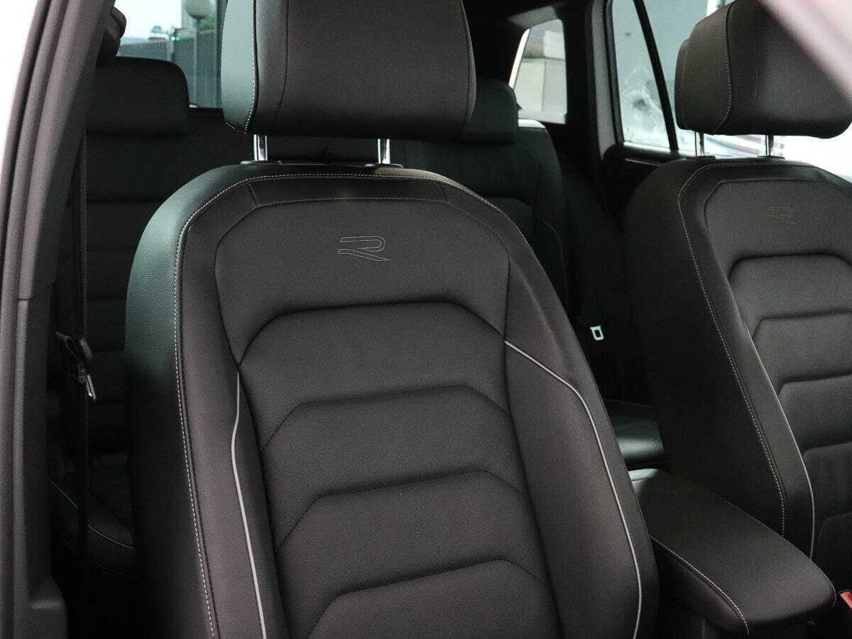 Volkswagen Tiguan, 2021 Фото №10