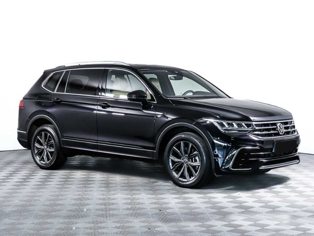 Volkswagen Tiguan, 2022 - 5 143 км. | Фото №2