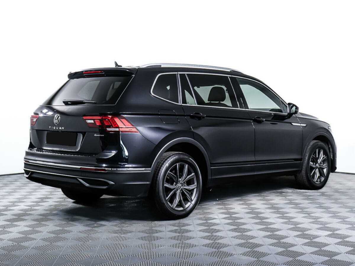 Volkswagen Tiguan, 2022 - 5 143 км. | Фото №4