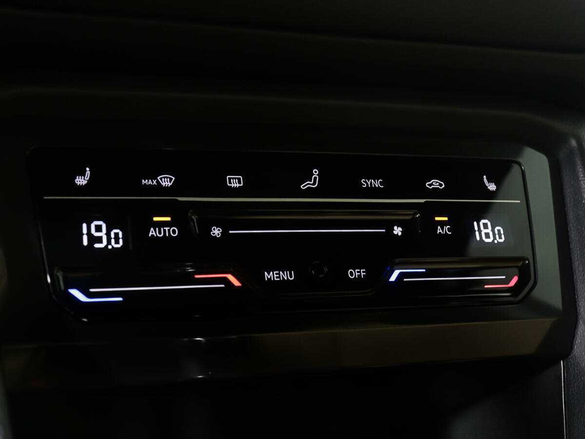 Volkswagen Tiguan, 2022 Фото №19