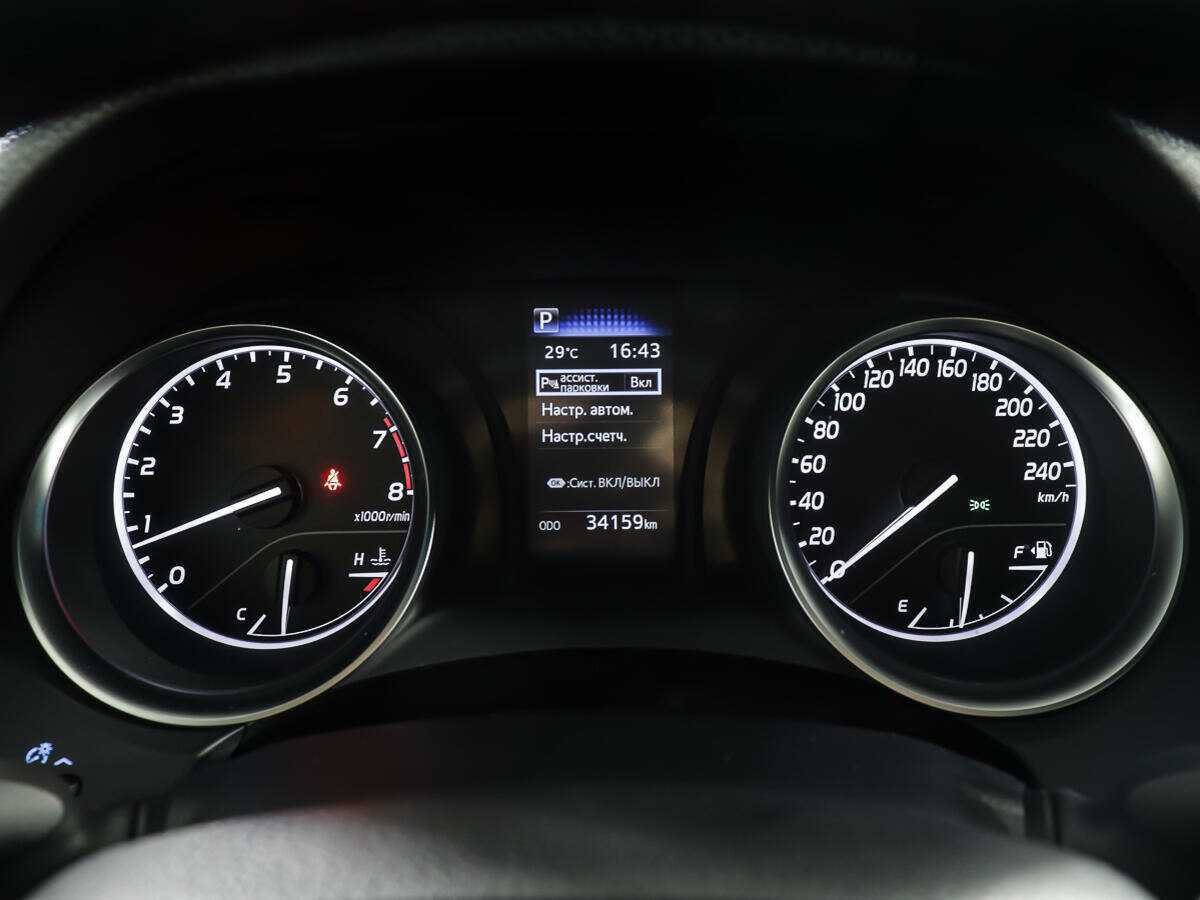 Toyota Camry, 2021 Фото №12