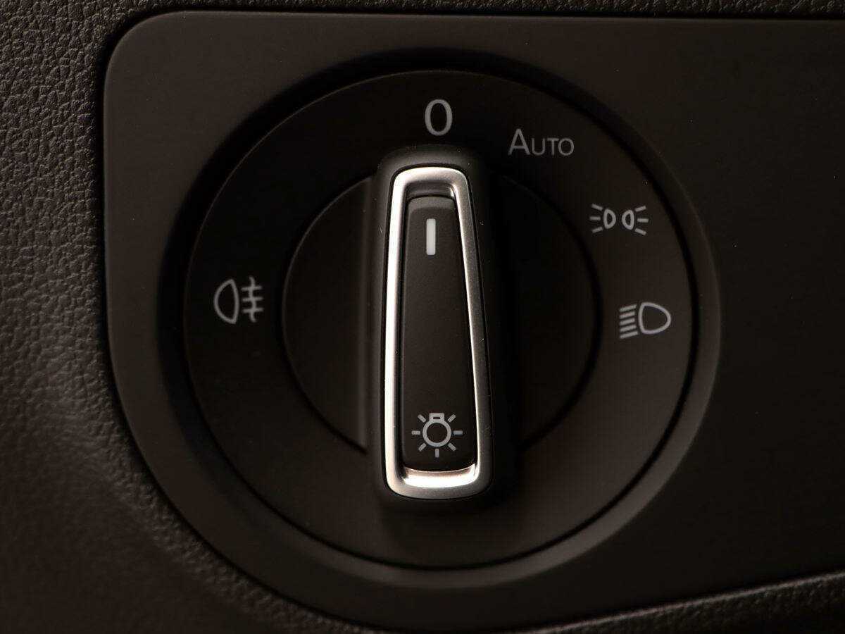 Volkswagen Tiguan, 2022 Фото №15