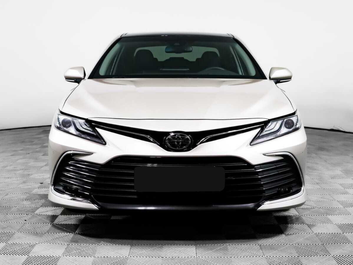 Toyota Camry, 2022 - 6 194 км. | Фото №2
