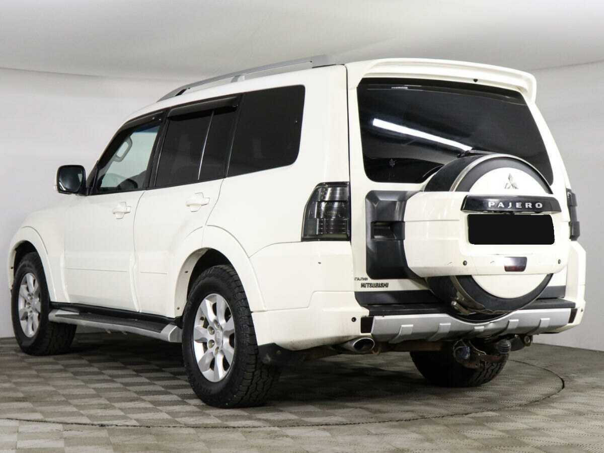 Mitsubishi Pajero, 2011 - 239 343 км. | Фото №7