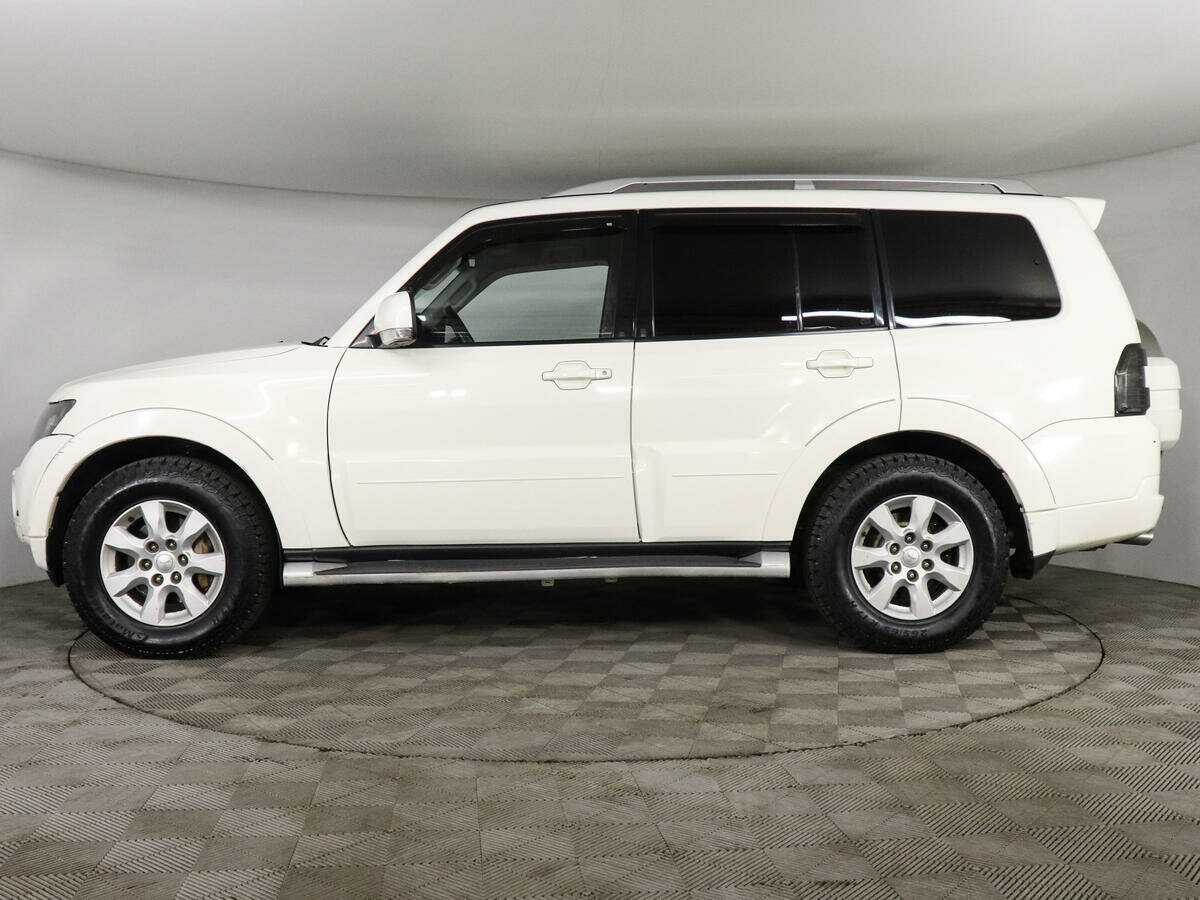 Mitsubishi Pajero, 2011 - 239 343 км. | Фото №8