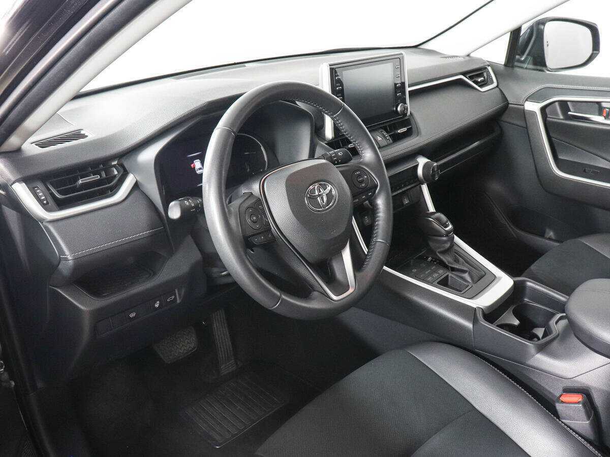 Toyota RAV4, 2021 Фото №9