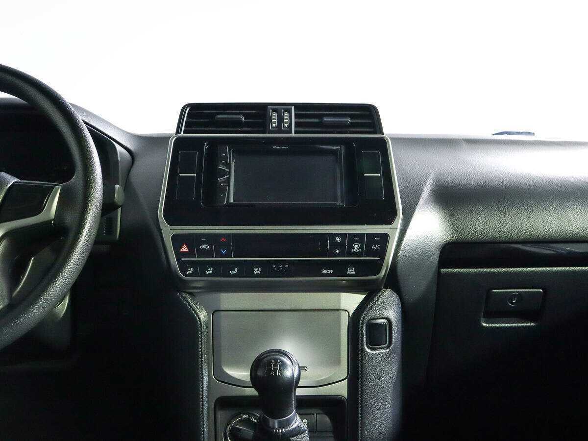 Toyota Land Cruiser Prado, 2020 Фото №11